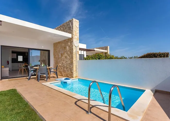 Hobie Cat Villa *